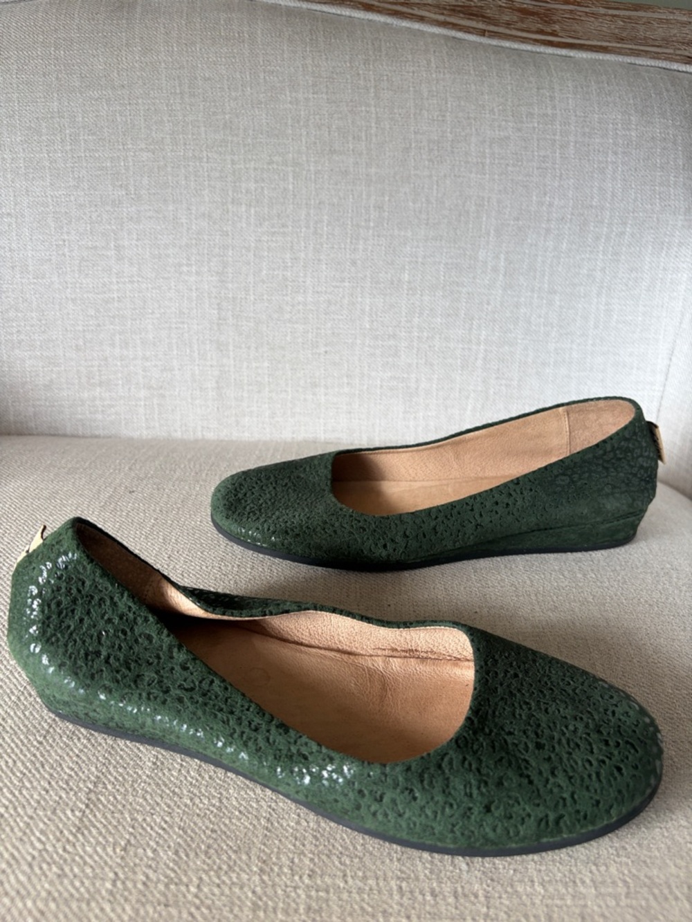 Fs/ny Size 8 Zeppa Green Leopard Print Suede Round Toe Slip-On Ballet Flats